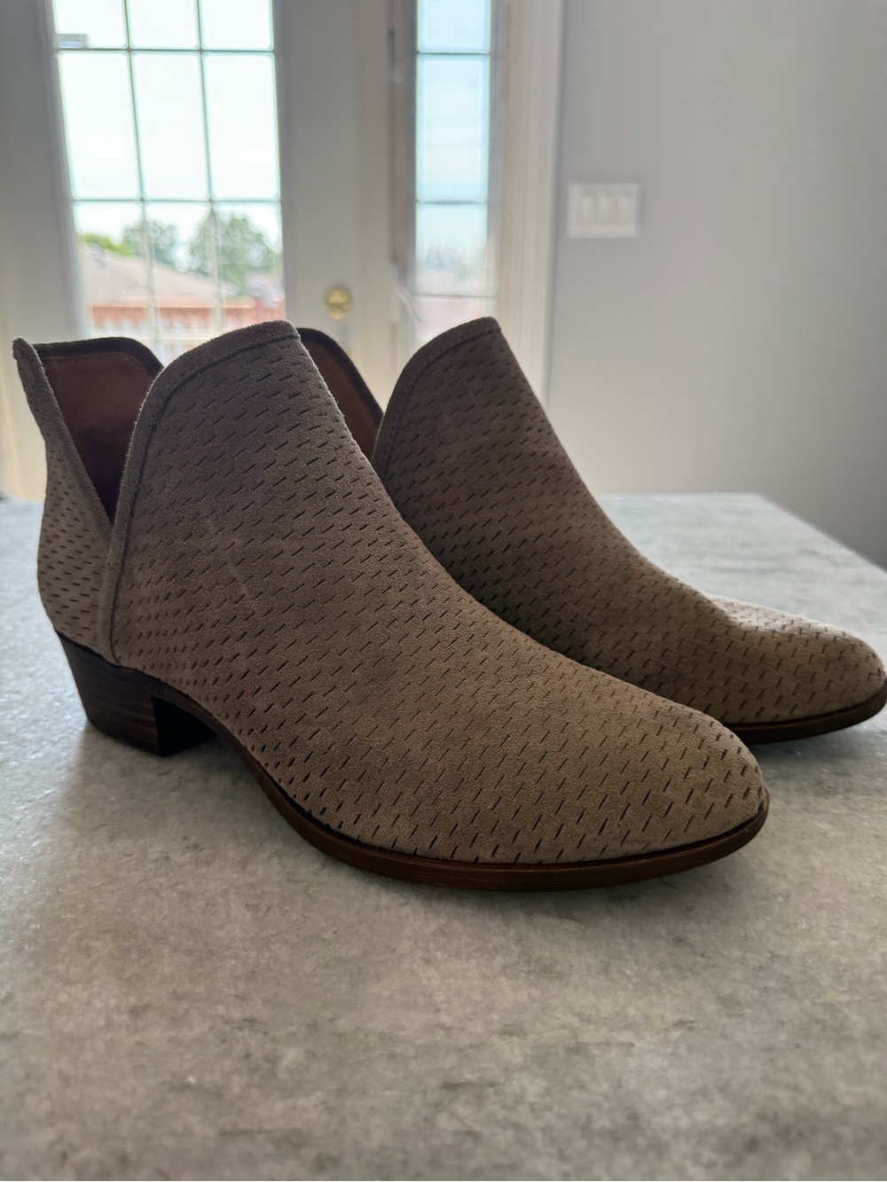 Lucky brand Baley suede women’s ankle boot